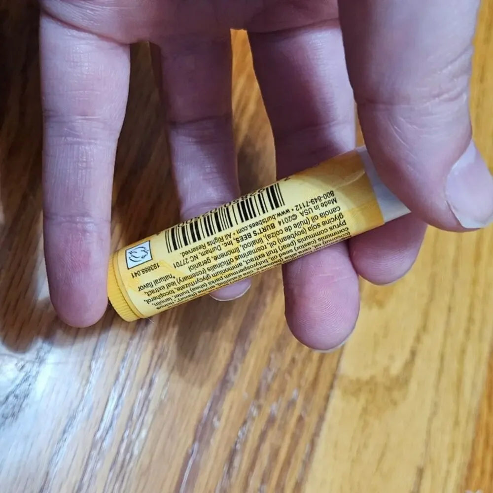 LOT Burt's Bees Coconut Pear Lip Balm Pinch of Suga Lip Scrub Coconut Lip Oil +1